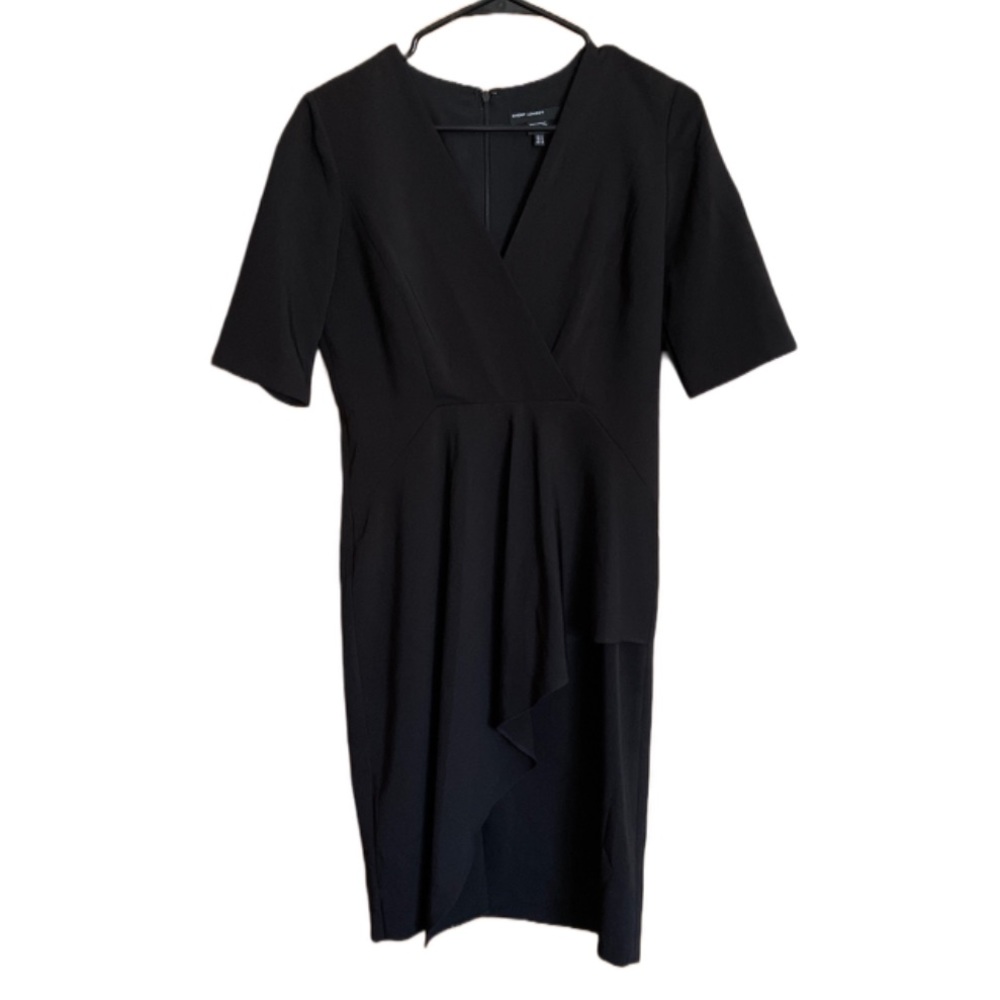MAGGY LONDON black dress, size 4. Elegant and super flattering. EUC.